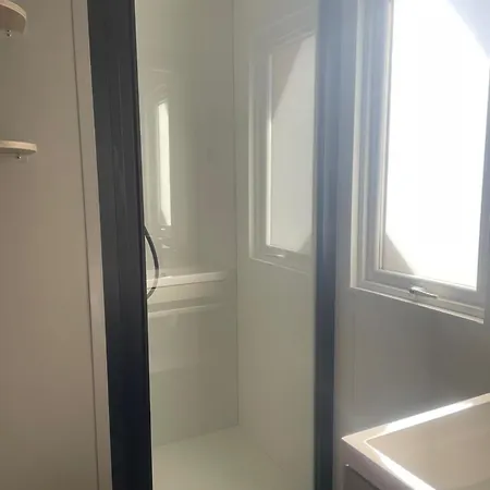 Mobil-home Neuf 6 A 8 Pers Au Les Palmiers, Йер