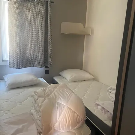 Kamp alanı Mobil-home Neuf 6 A 8 Pers Au Les Palmiers, *